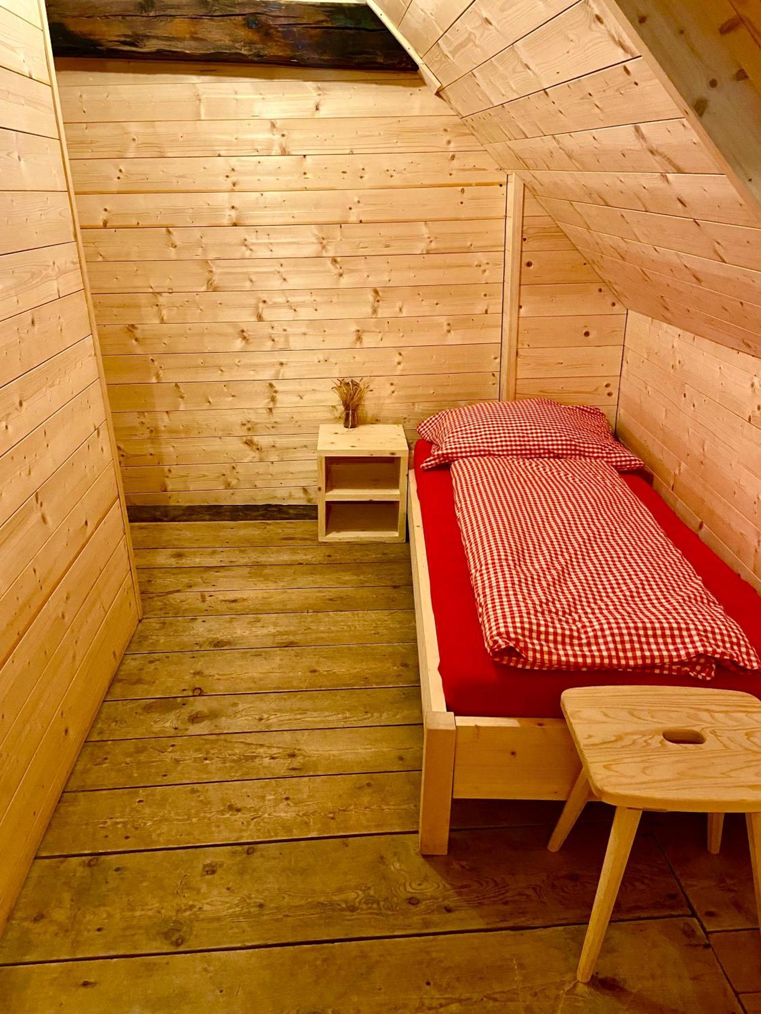 Bed and Breakfast Alp Es-Cha Dadour Madulain Exterior foto
